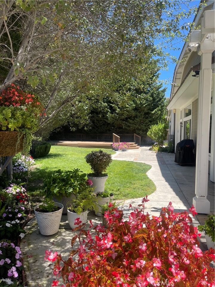 Property Photo: 31052 Corte Aurora CA 92675