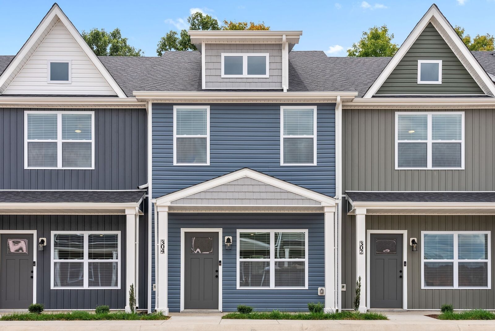 Property Photo:  113 Front Ridge Cir  TN 37040 