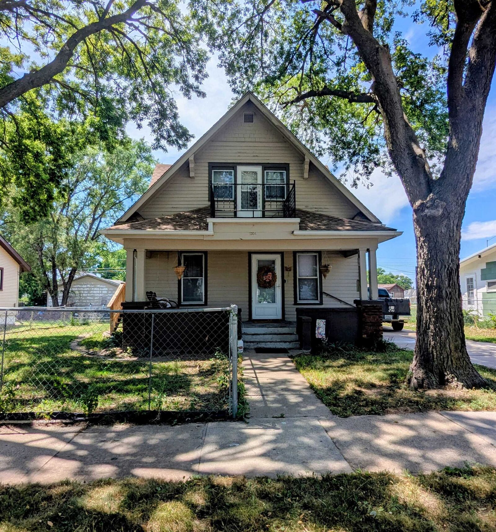 Property Photo:  1304 S 2nd St.  NE 68701 