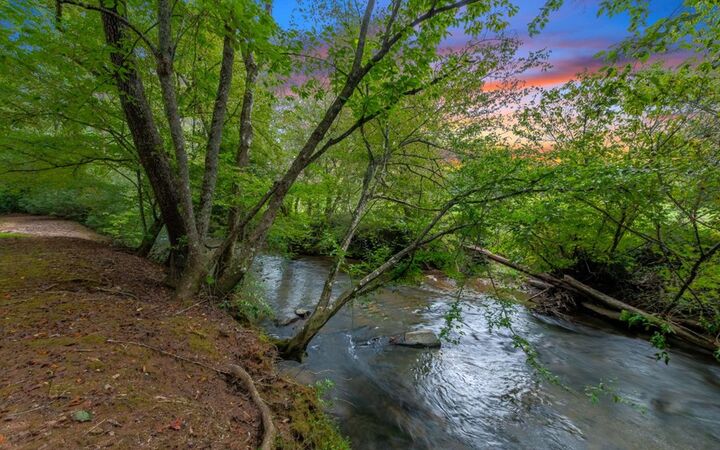 Property Photo: