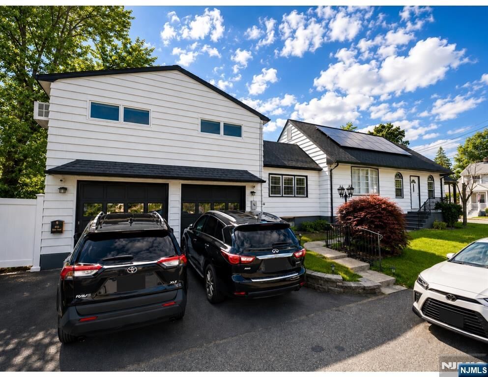 Property Photo:  65 Harrison Street  NJ 07424 