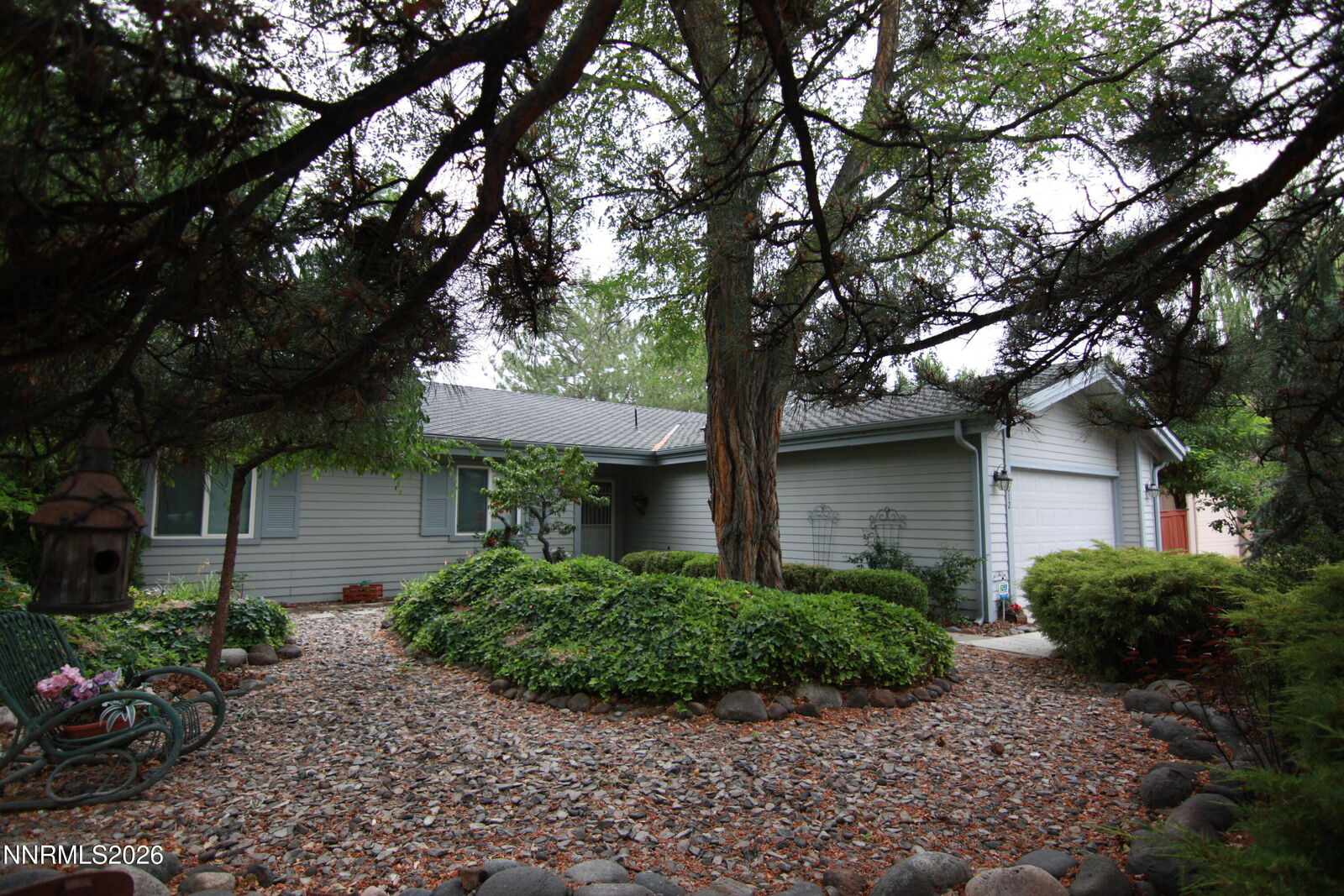 Property Photo: 6312 Meadow Creek Drive NV 89519