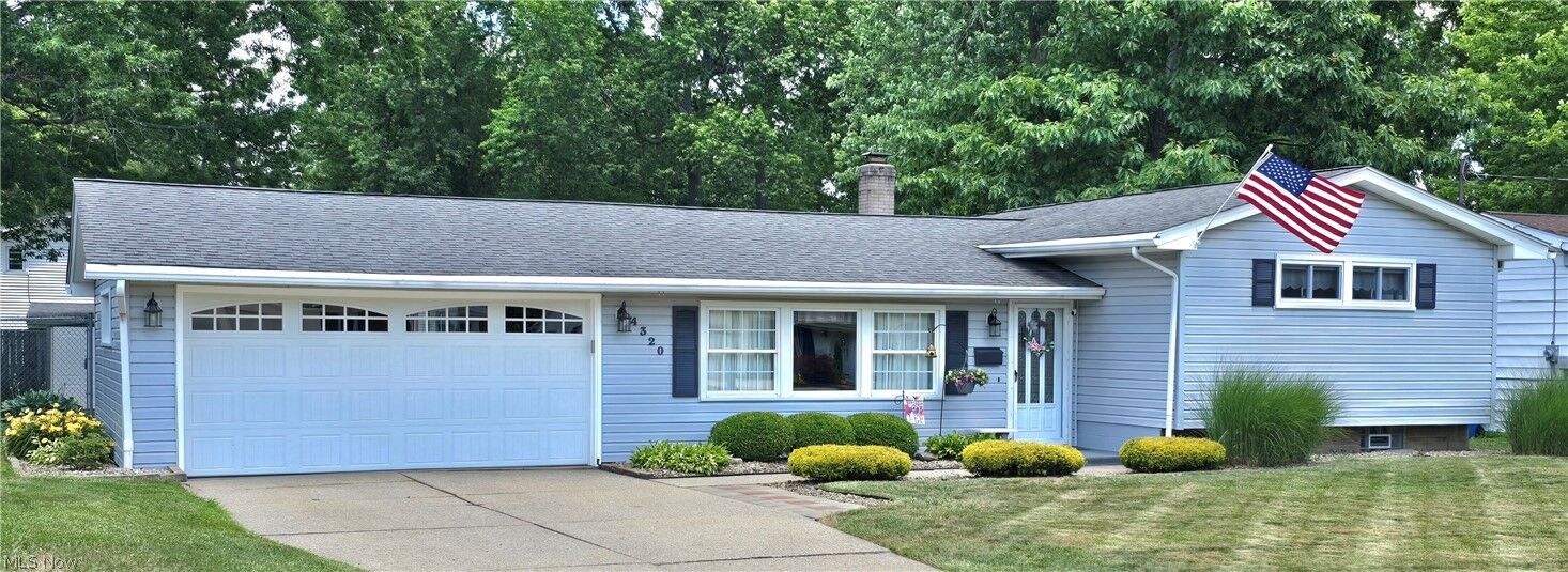 Property Photo: 4320 Wedgewood Drive OH 44511