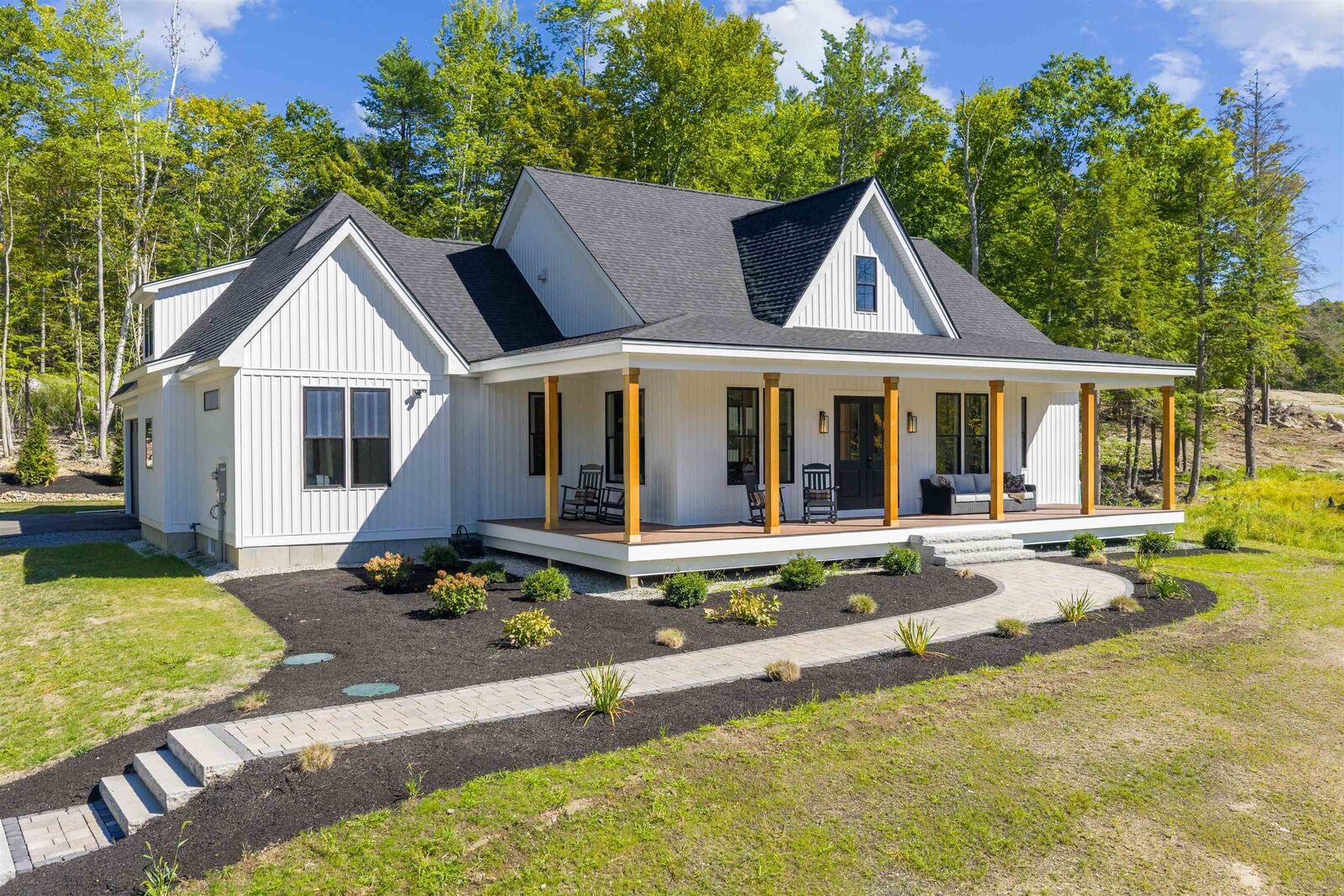 Property Photo:  1 Jaytee Drive  NH 03809 