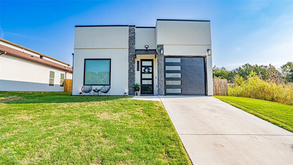 Property Photo:  3615 Durango Trail  TX 76048 