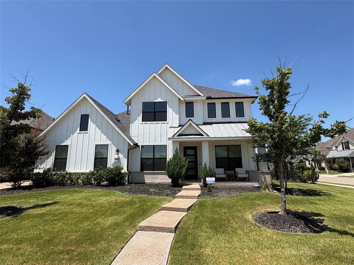 Property Photo: 1451 Maplewood Drive TX 75078