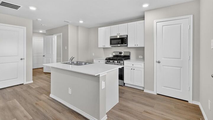 Property Photo: 127 Mach Way TX 76067