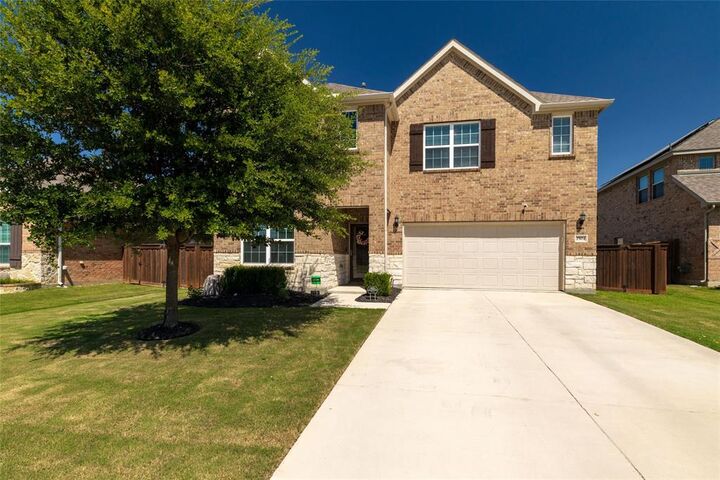 Property Photo:  2504 Wallingford Drive  TX 76084 