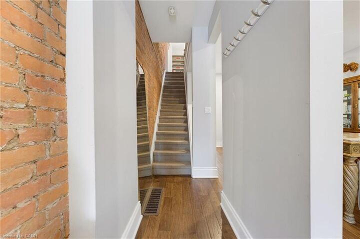 Property Photo: 197 Mary Street ON L8L 4V9