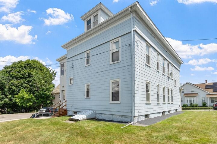 Property Photo:  3 Marion St  MA 01420 