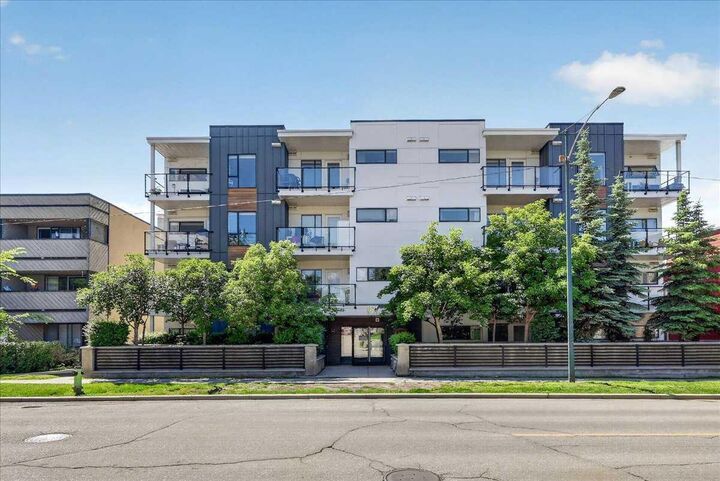 Property Photo: 1521 26 Avenue SW 105 AB T2T 1C4