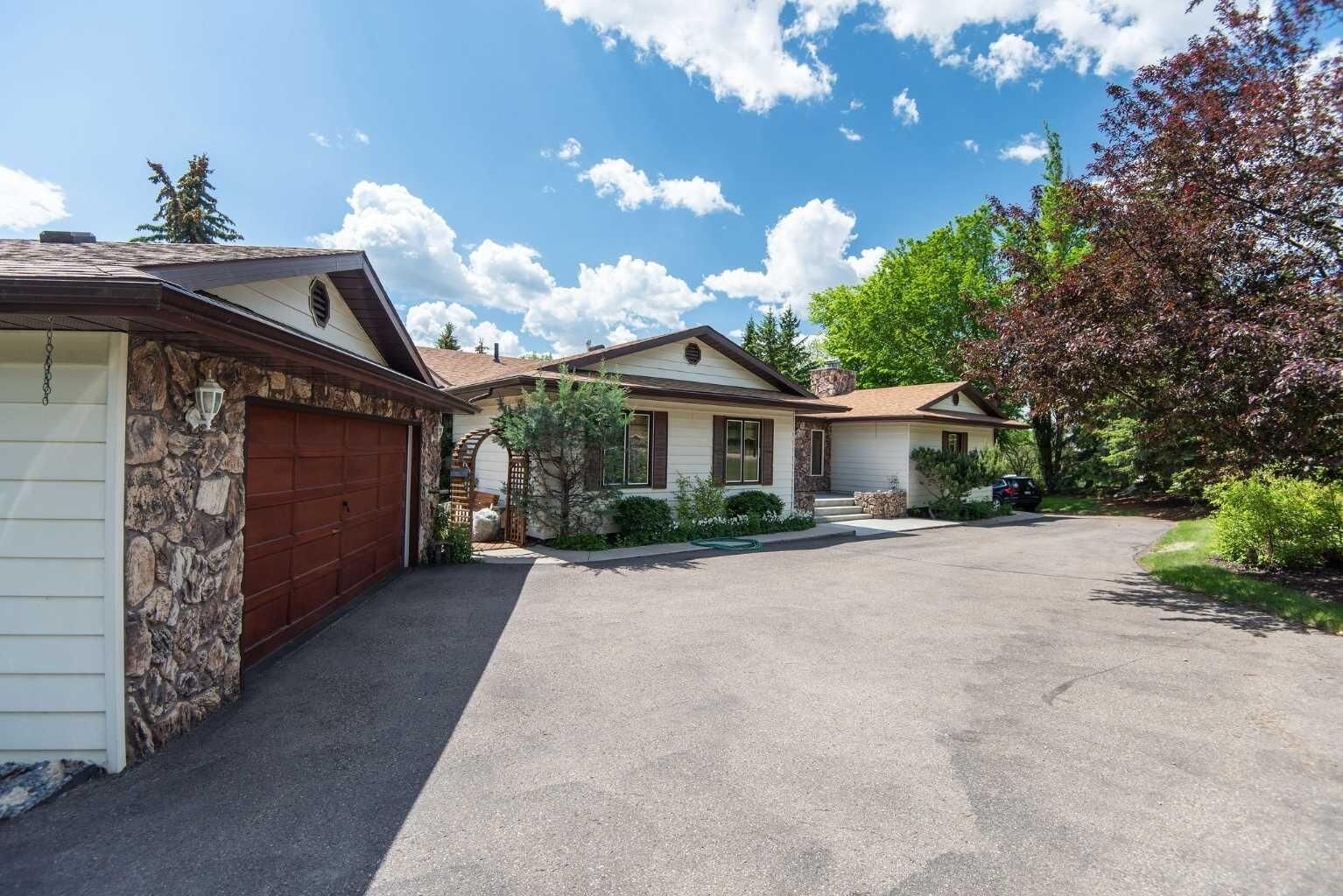 Property Photo: 28319 Township Road 384 129 AB T4S 2A4