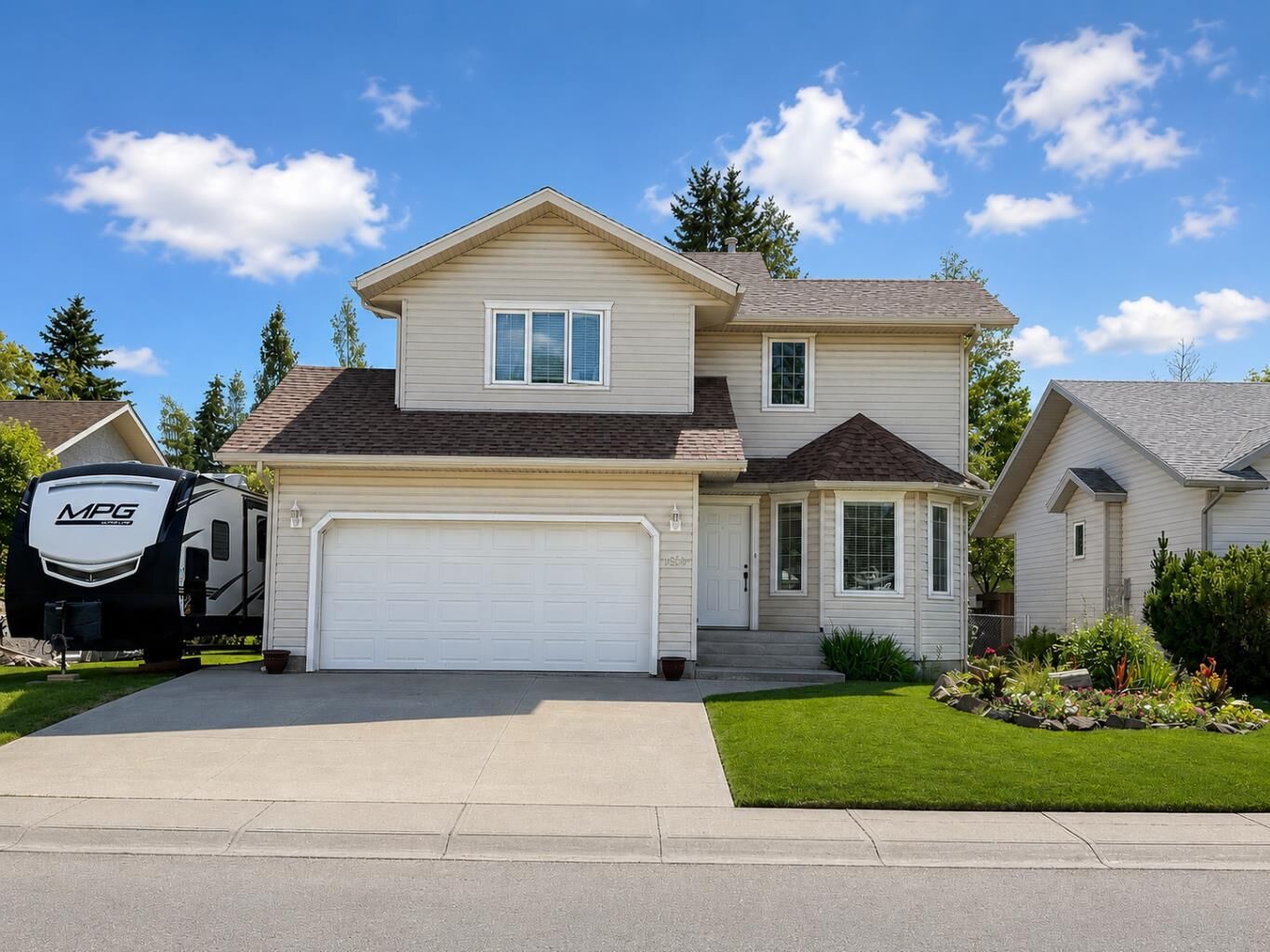 Property Photo: 150 Balsam Crescent AB T4H 1M4