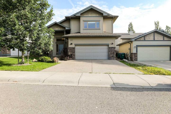 227 Rivermill Manor W — photo 1