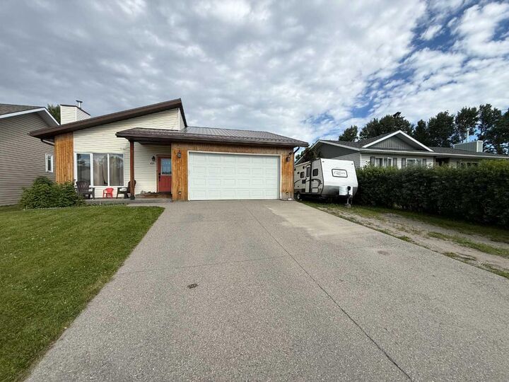 429 Collinge Road — photo 1