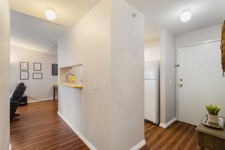 Property Photo: 33 Arbour Grove Close NW 413 AB T3G 4K2