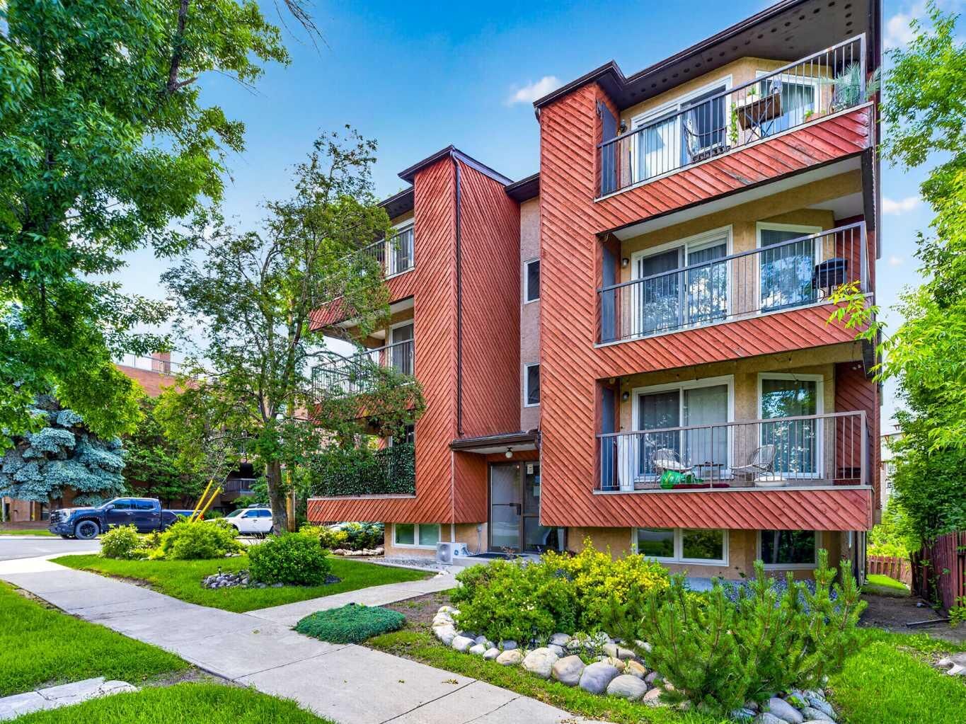 Property Photo:  402 4 Avenue NE 5  AB T2E 0J5 