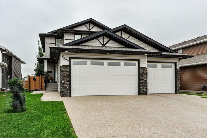 Property Photo:  2607 63 Street  AB T4V 5J6 