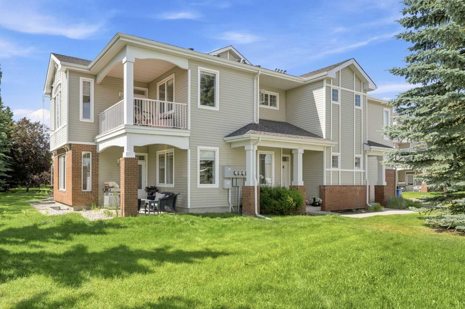 Property Photo: 8000 Wentworth Drive SW 1001 AB T3C 0A2