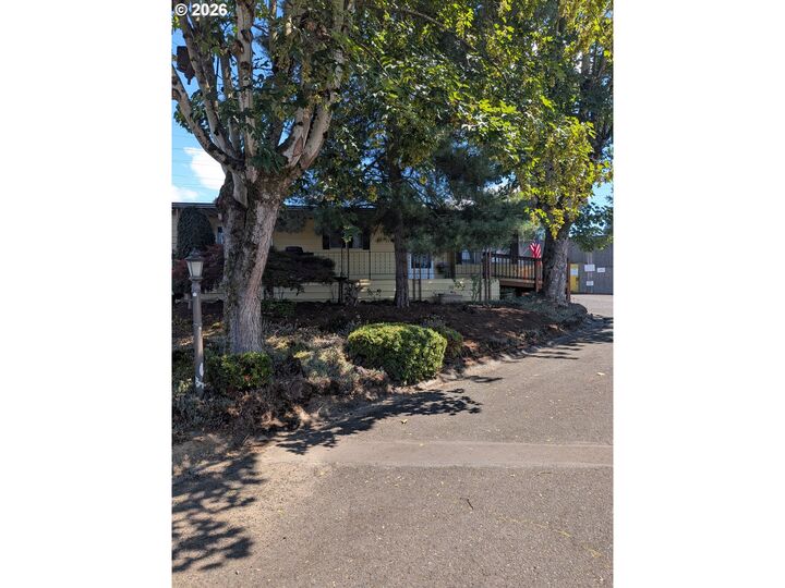 Property Photo: 21100 NE Sandy Blvd 36 OR 97024