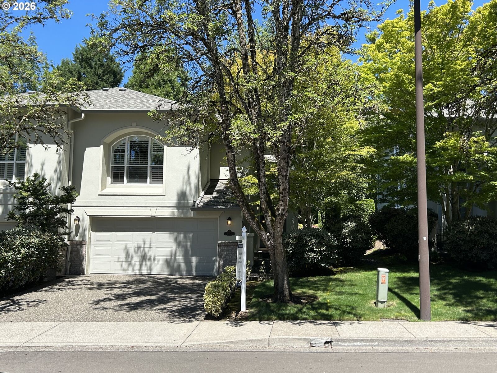 Property Photo: 4965 Mulholland Dr OR 97035