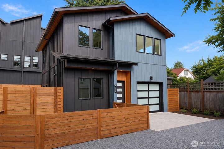 Property Photo: 514 N 92nd Street WA 98103
