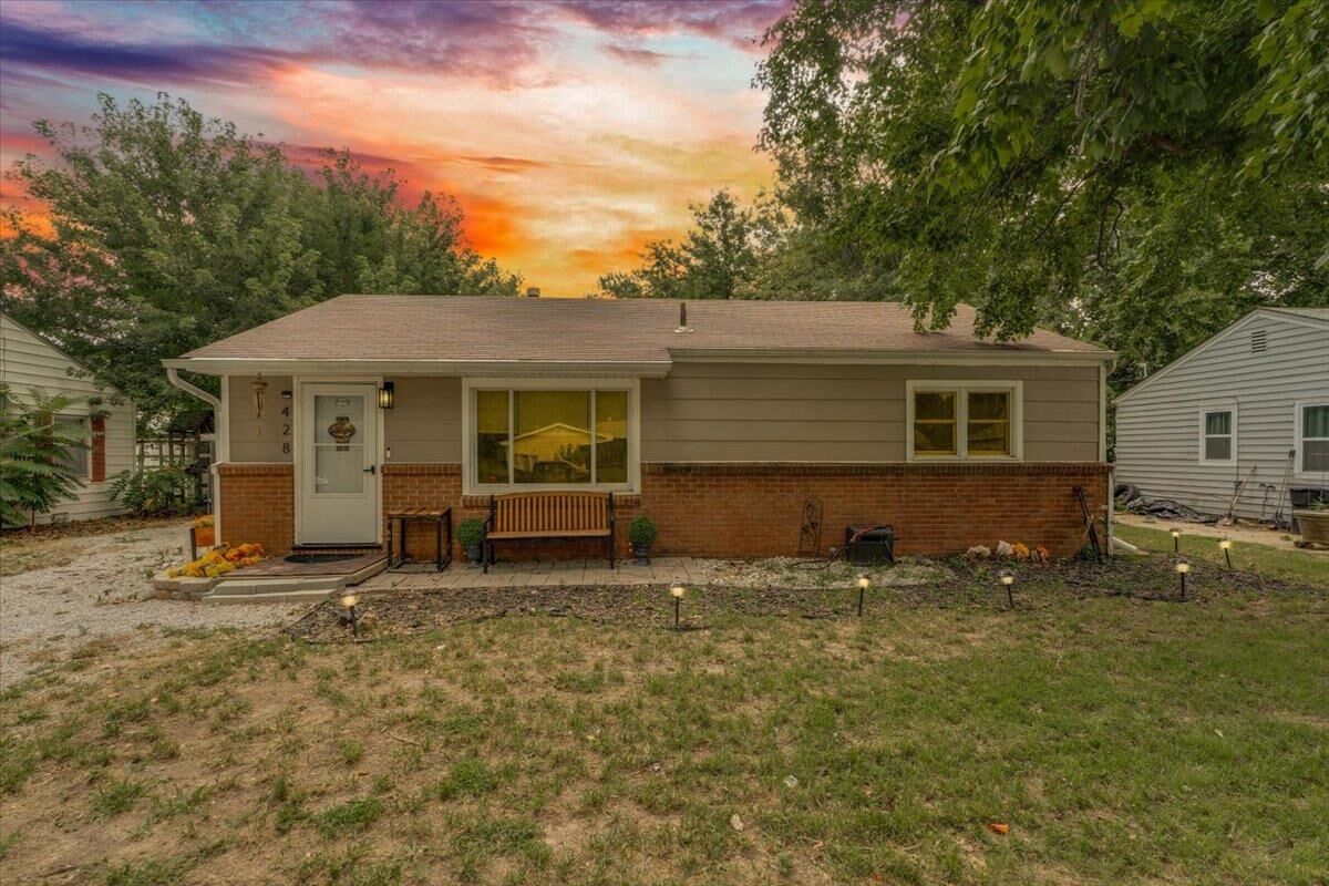 Property Photo: 428 S German KS 67060