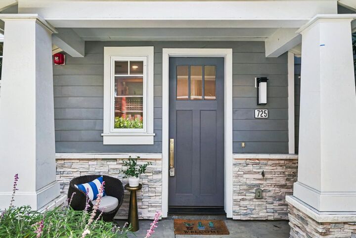 Property Photo: 725 2nd Avenue CA 94401