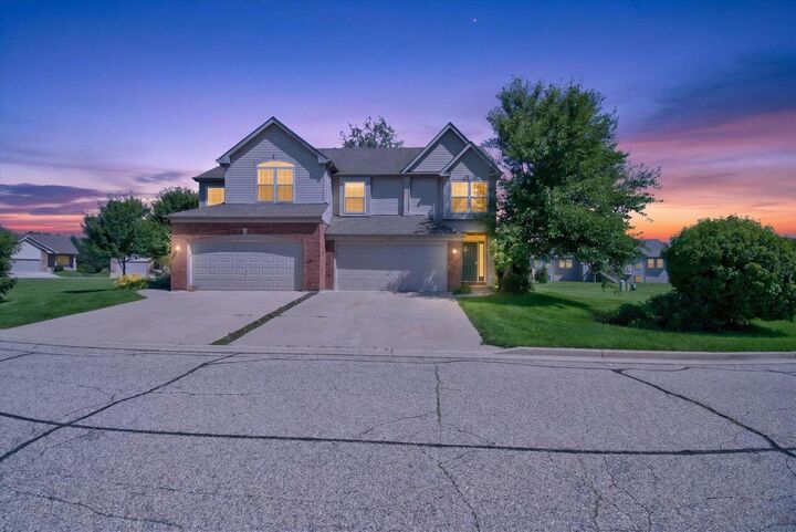 Property Photo:  6582 Kristines Way  IL 61080 