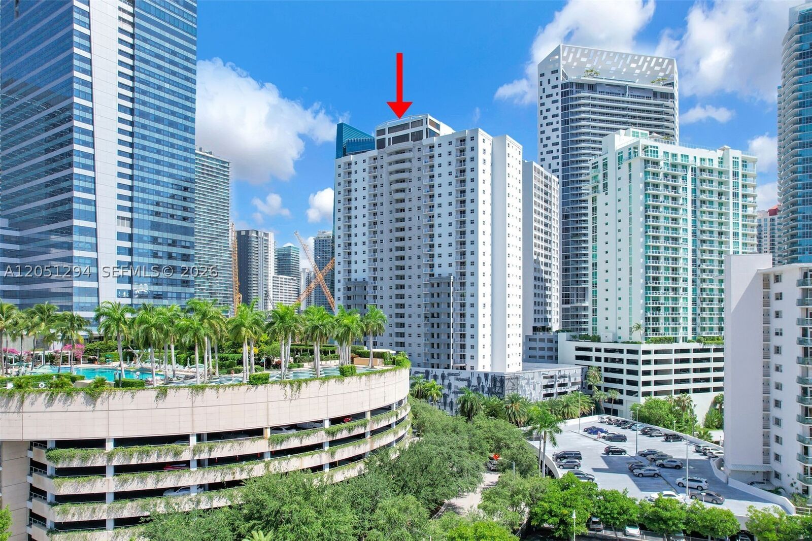 Property Photo:  185 SE 14th Ter 2810  FL 33131 