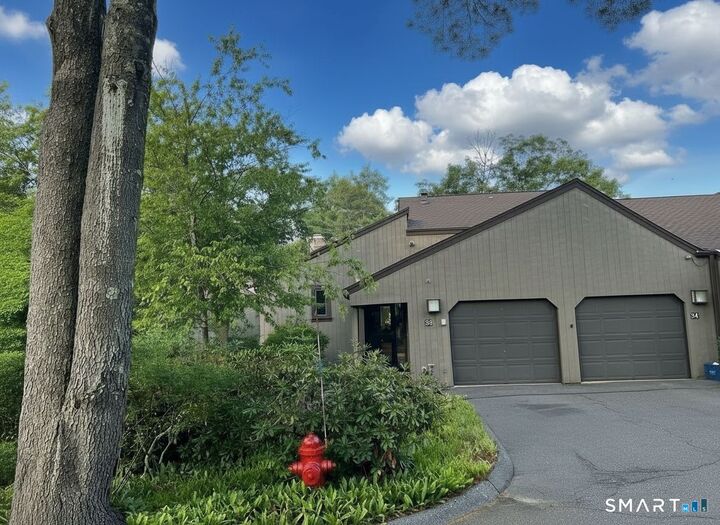 Property Photo: 35 Heritage Drive 35 CT 06001