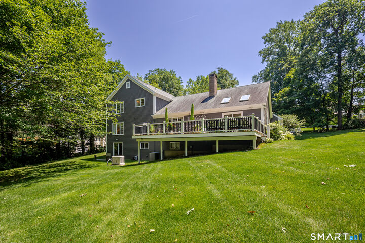 Property Photo: 12 Lyndenwood Drive CT 06804