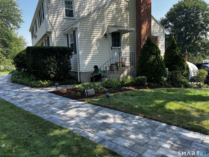 Property Photo:  28 Crestwood Road  CT 06070 