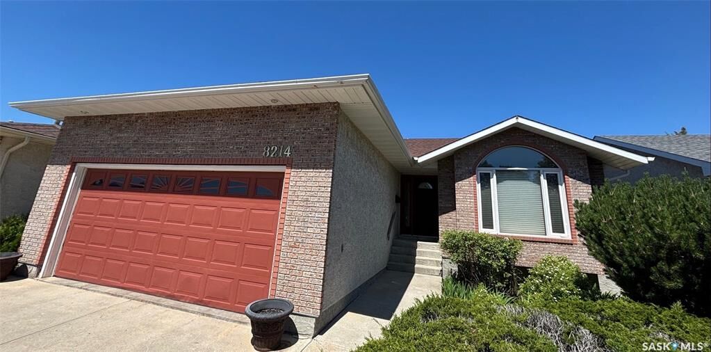 Property Photo:  8214 Rankin Drive  SK S4Y 1J4 