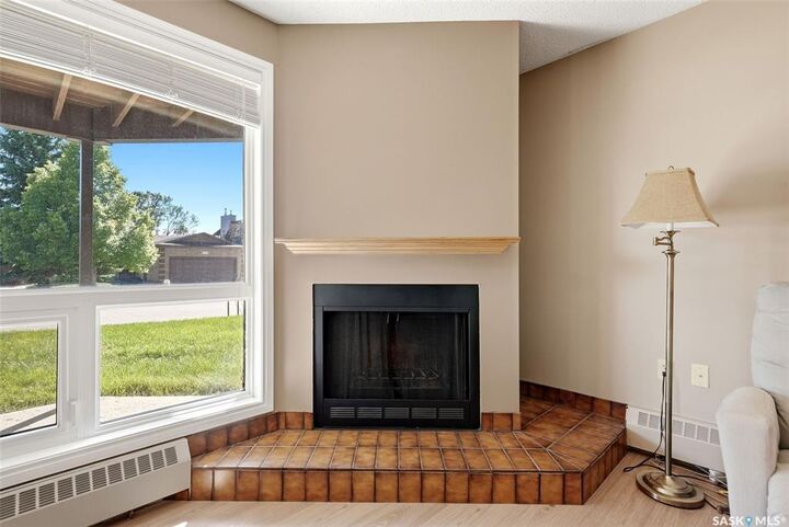 Property Photo: 2921 Harding Street 102 SK S4V 1B9
