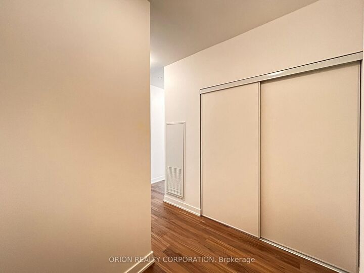 Property Photo:  1010 Sandy Beach Road 2706  ON L1W 0C7 