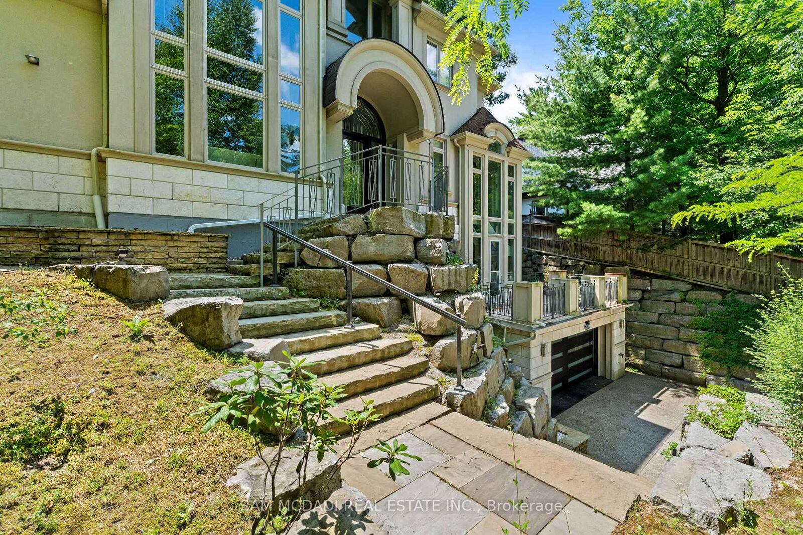 Property Photo:  2014 Heartwood Court  ON L5C 4P7 