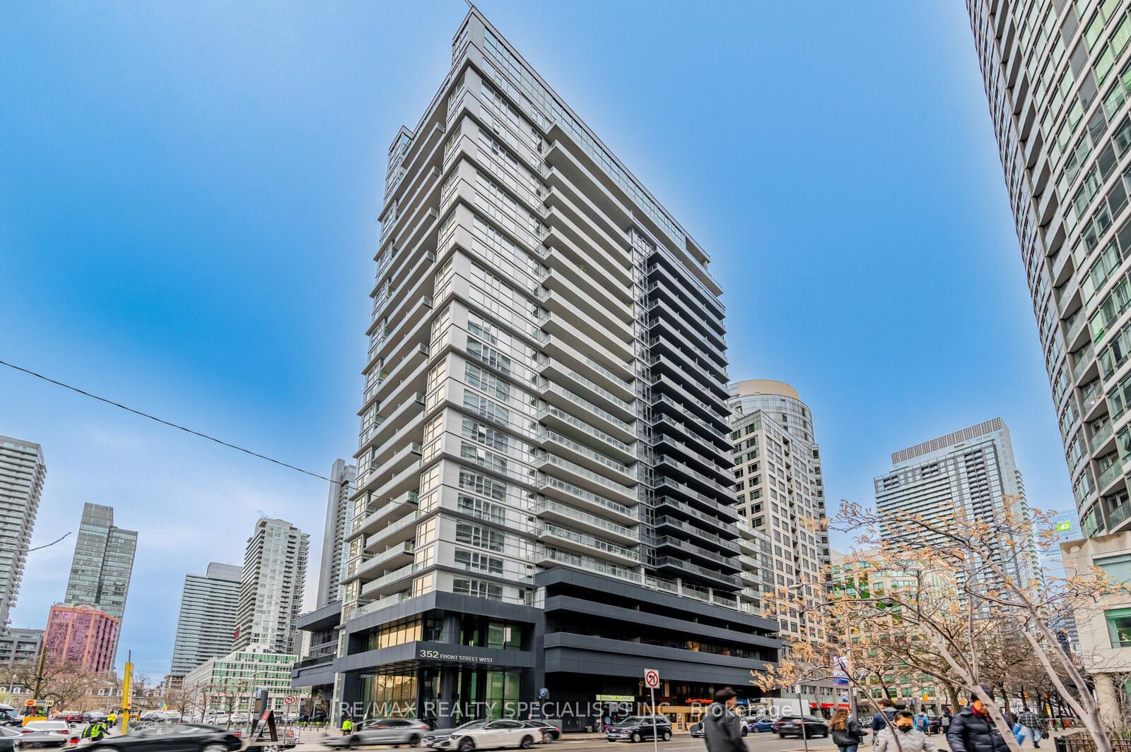 Property Photo:  352 Front Street 1007  ON M5V 1B5 