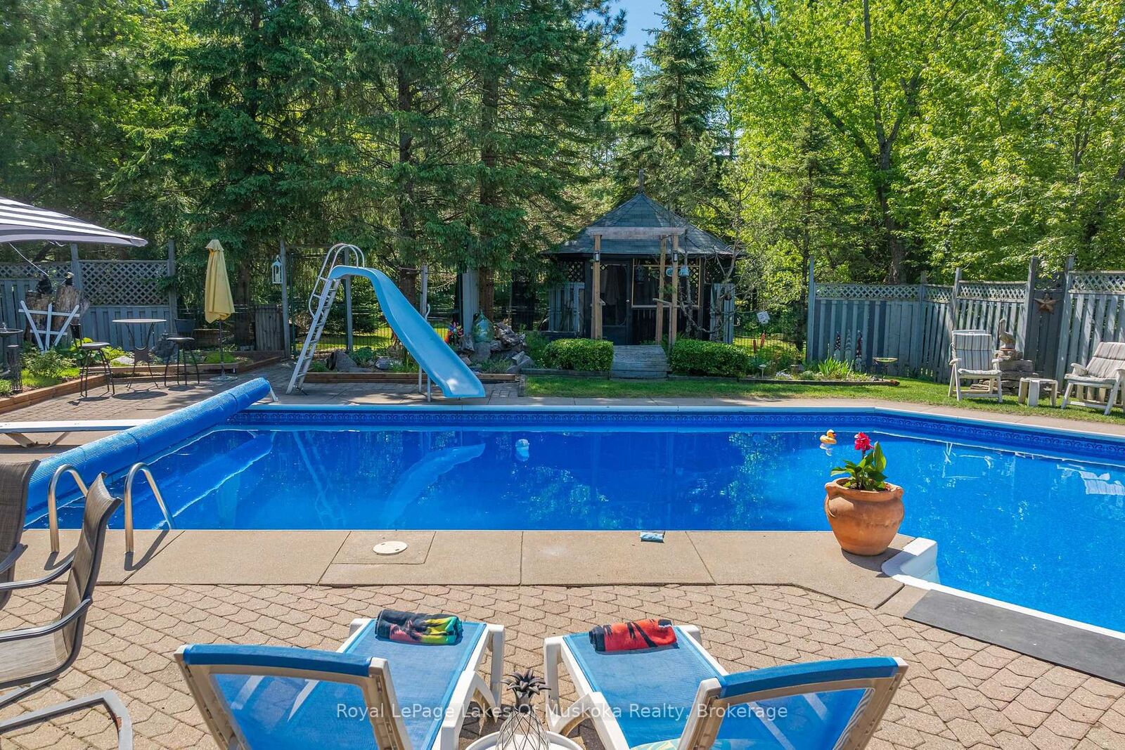 Property Photo:  46 Meadow Heights Drive  ON P1L 1A2 