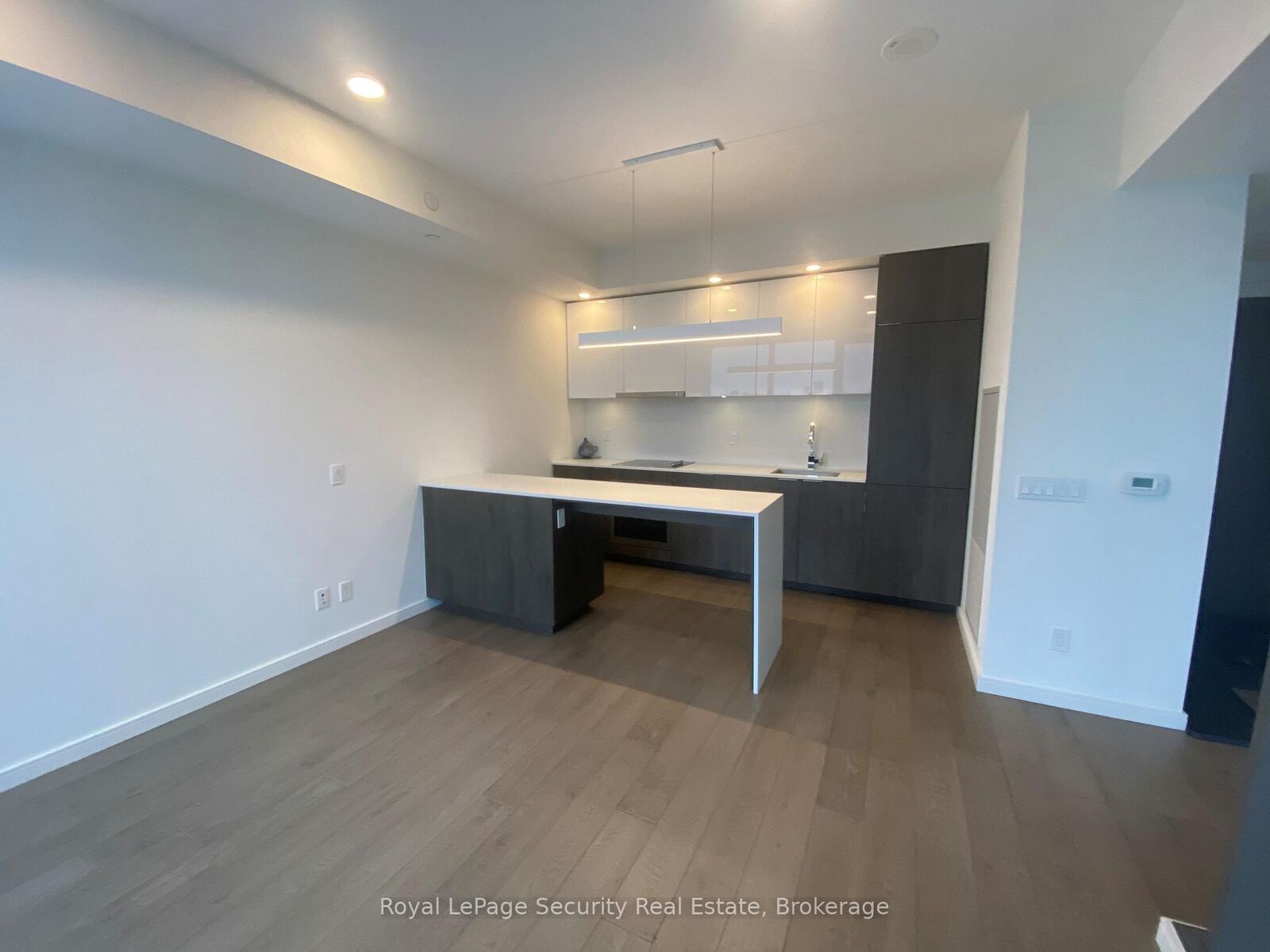Property Photo: 16 Bonnycastle Street 3103 ON M5A 0C9