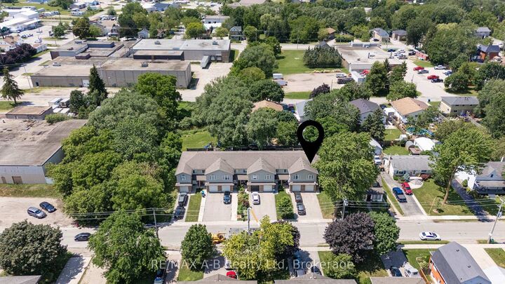 Property Photo:  280 Railway Avenue  ON N5A 2J4 