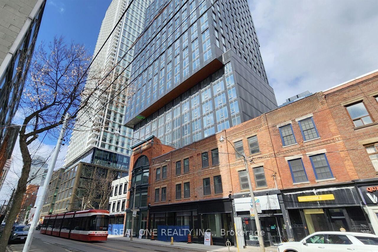 Property Photo:  100 Queen Street E 707  ON M5C 0B5 