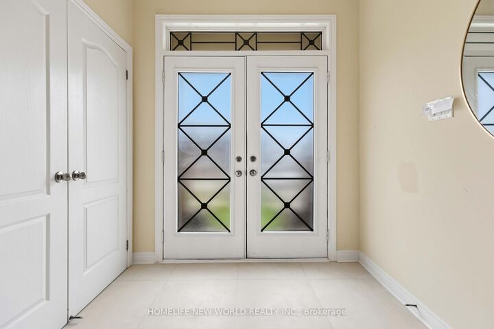Property Photo:  44 Dame Gruev Drive  ON L6E 0M4 