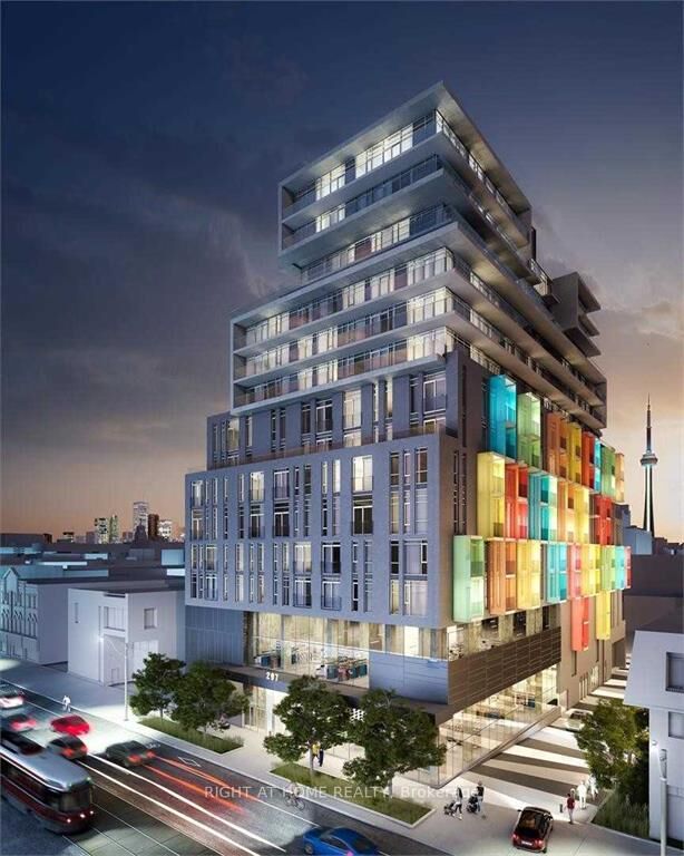 Property Photo:  297 College Street 807  ON M5T 1S2 