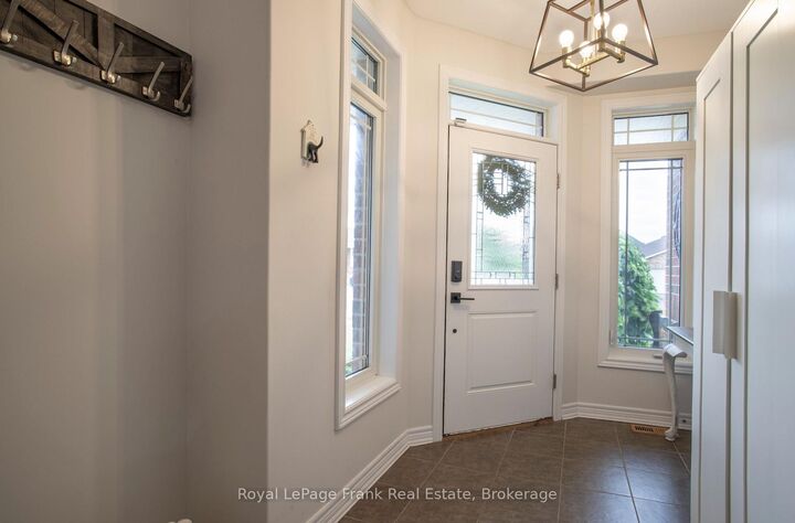 Property Photo:  80 Mike Hart Drive  ON L0M 1B6 