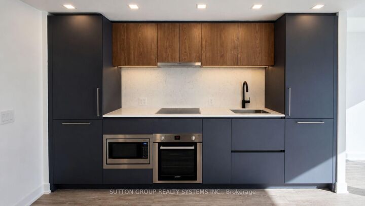Property Photo:  609 Sherbourne Street 1103  ON M4X 0A4 