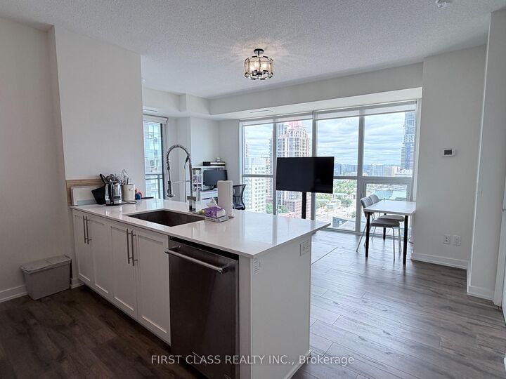 Property Photo:  4011 Brickstone Mews 1805  ON L5B 0J7 