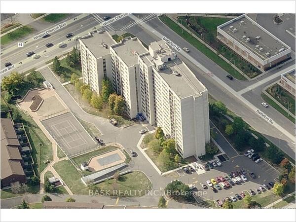 Property Photo: 2900 Battleford Road 706 ON L5N 2V9