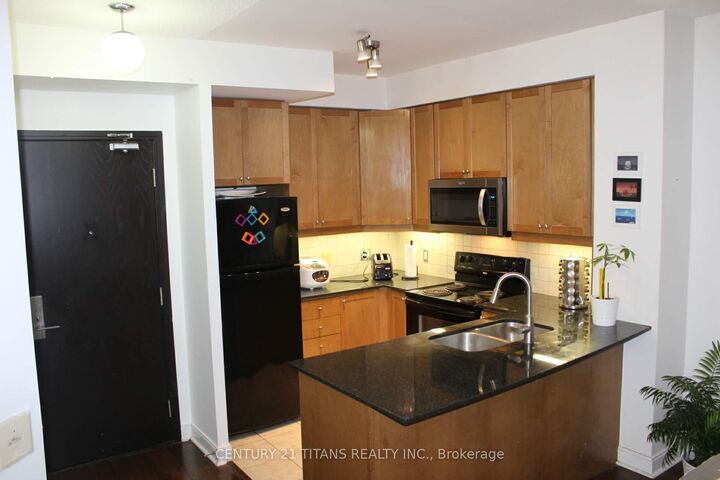 Property Photo:  70 Absolute Avenue 402  ON L4Z 0A4 