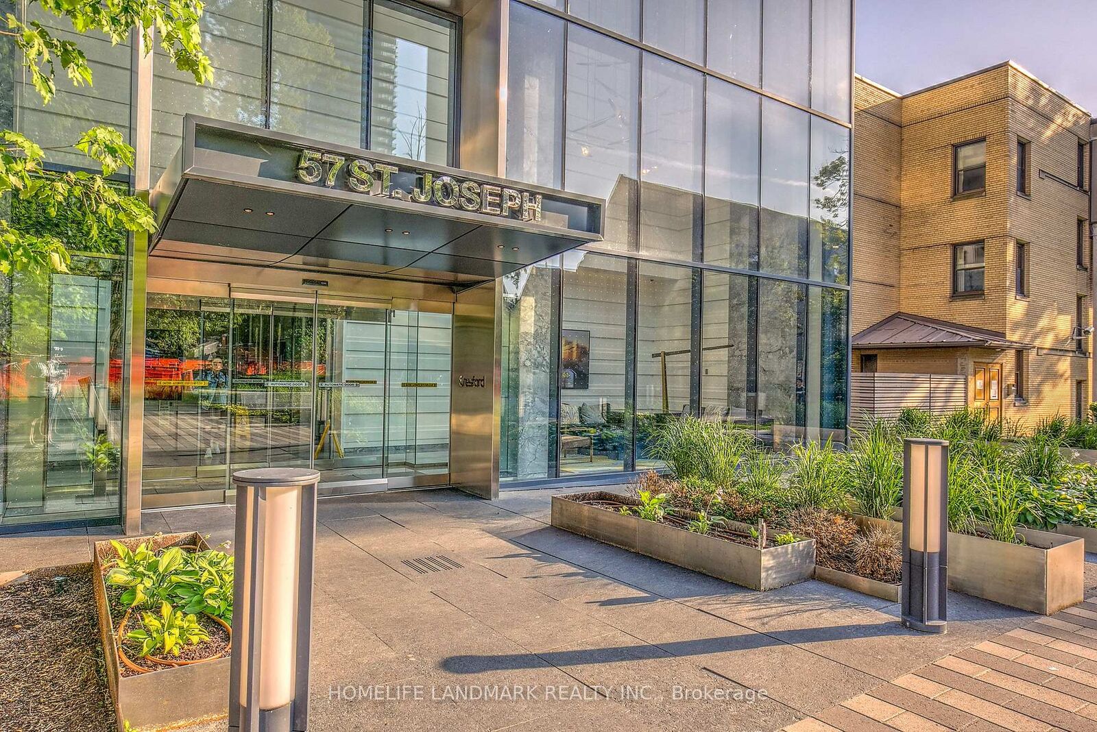 Property Photo: 57 St Joseph Street 508 ON M5S 0C5